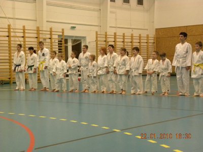 Vizsg�z�k felsorakoztak az eredm�nyh�rdet�shez