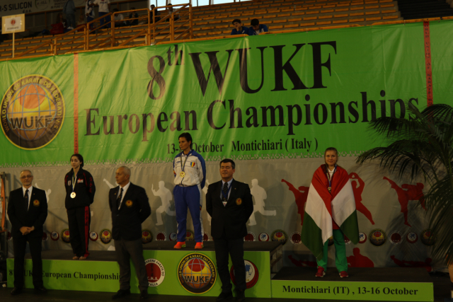 Radn�ti Bettina - Eur�pa-bajnoki 3. helyezett - kata (feln�tt)