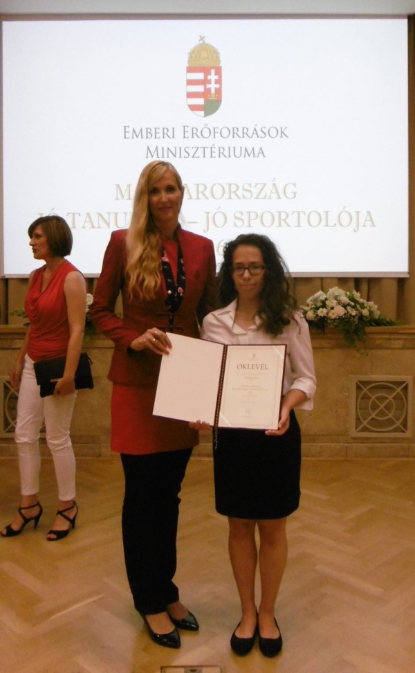 Dud�s �va - Magyarorsz�g j� tanul�ja - j� sportol�ja!