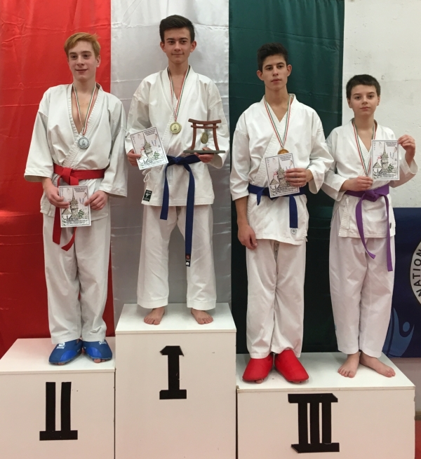 Boros Csaba - 3 arany�rmet szerzett