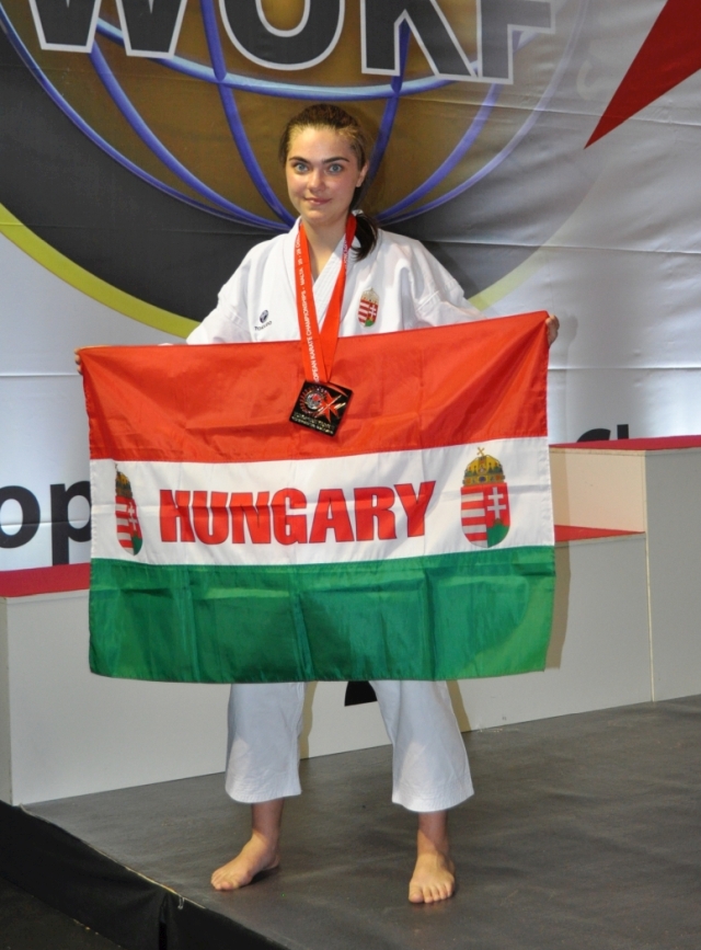 Sz�ntai Luca - kata Eur�pa-bajnoki ez�st�rmes �s kumite -55 kg Eur�pa-bajnoki bronz�rmes