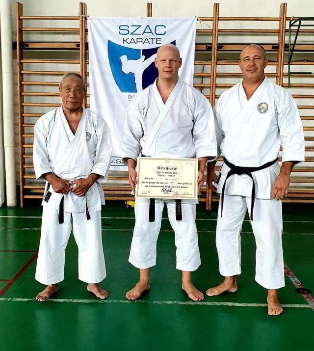 Shibamori Kando Shihan (9.Dan), P�nzes Tam�s Sensei (5.Dan), Rost�s Tibor Shihan (7.Dan)