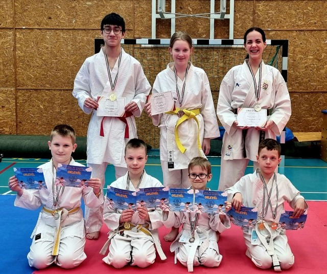 SZAC Karate SE sikeres csapata