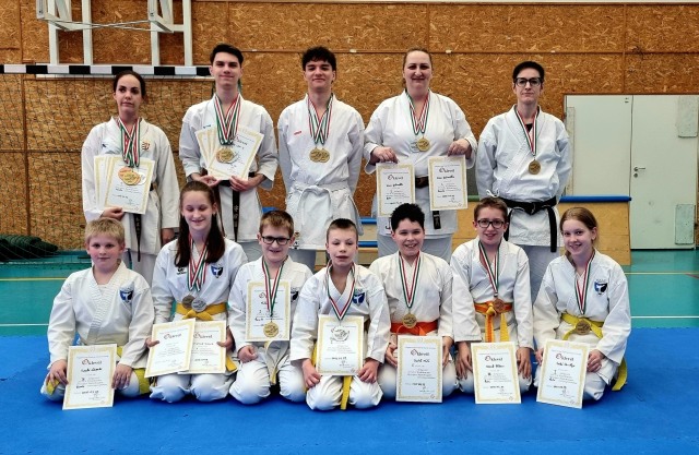 SZAC Karate SE sikeres csapata
