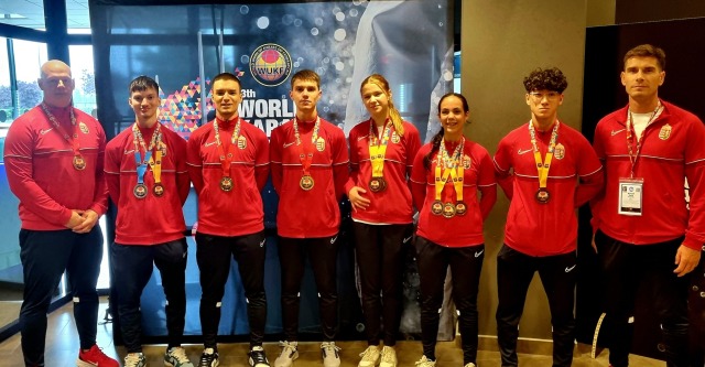 SZAC Karate SE versenyz�i 12 vil�gbajnoki �remmel!