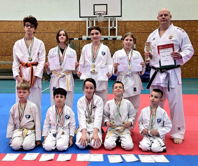 SZAC Karate SE sikeres csapata