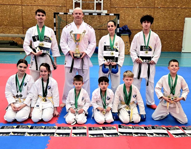 SZAC Karate SE sikeres csapata