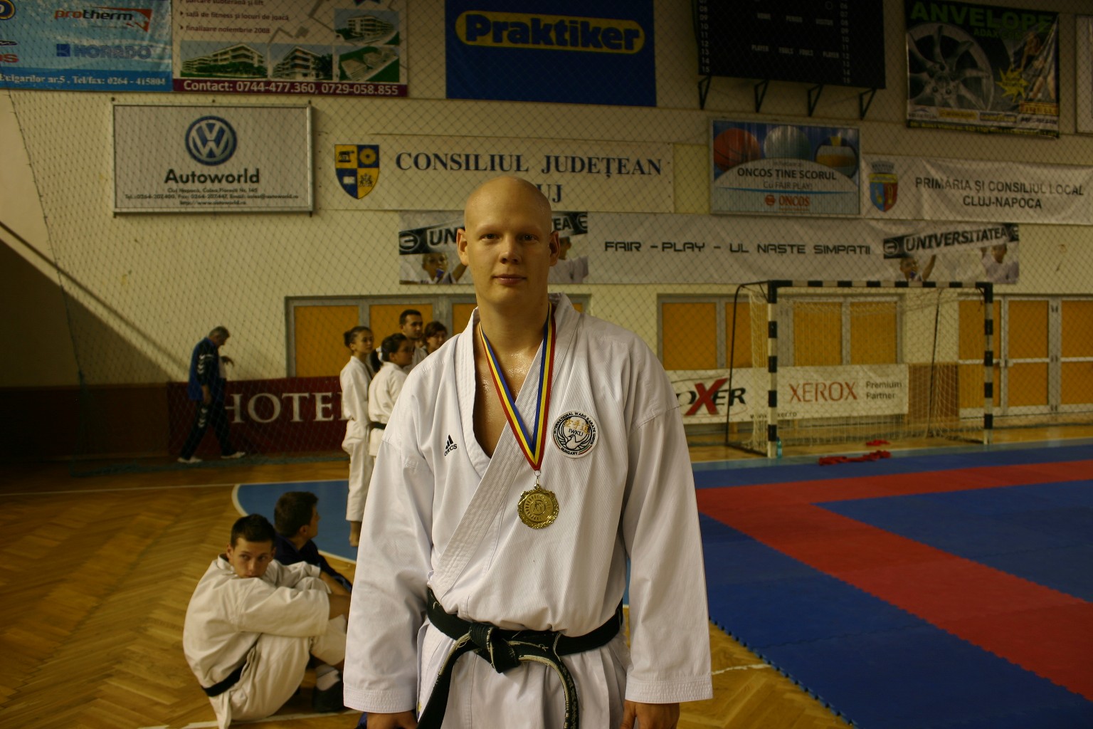 P�nzes Tam�s - A Bajnokok kup�j�nak feln�tt +80kg-os kumite gy�ztese