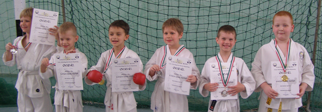 SZAC KSE ifj� versenyzői